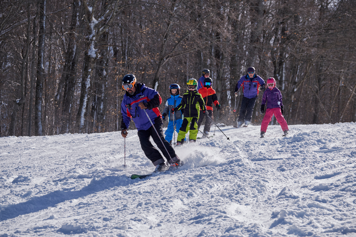 group ski lesson